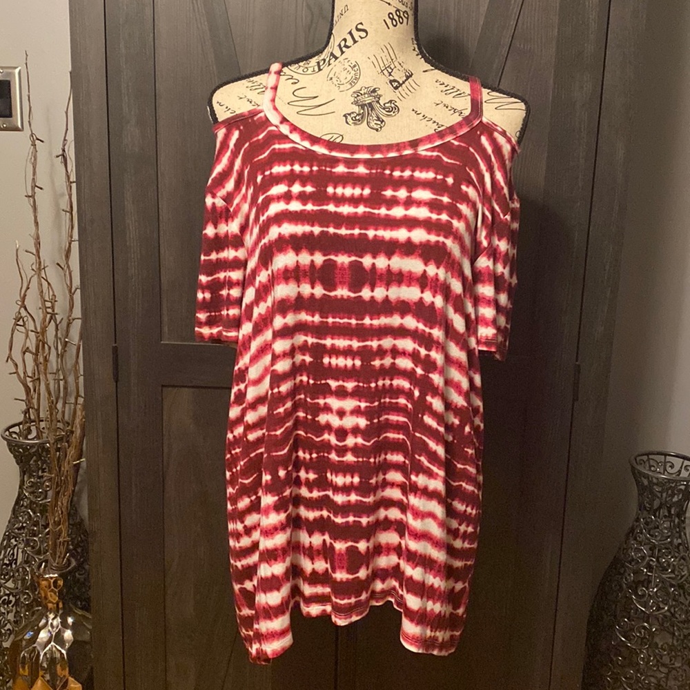 Love on a Hanger cut out, tie dyed, short-sleeved shirt